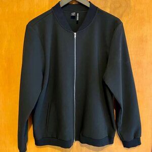 Thick crepe minimalist bomber jacket in black, Icône by Simons, size XL